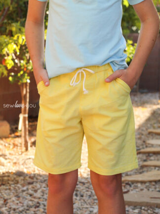 Singapore Shorts & Pants
